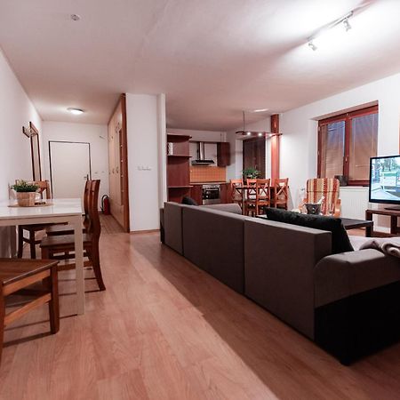 Hotel Rozkos Česká Skalice Extérieur photo
