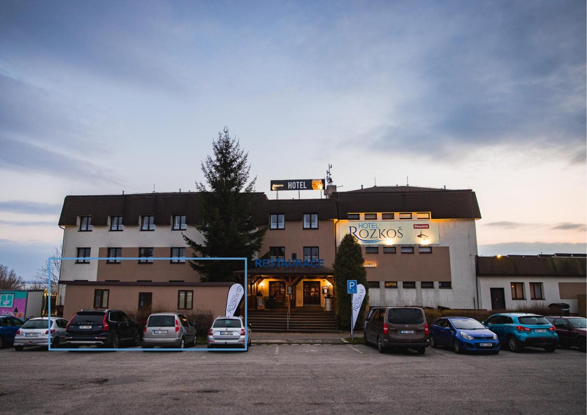 Hotel Rozkos Česká Skalice Extérieur photo