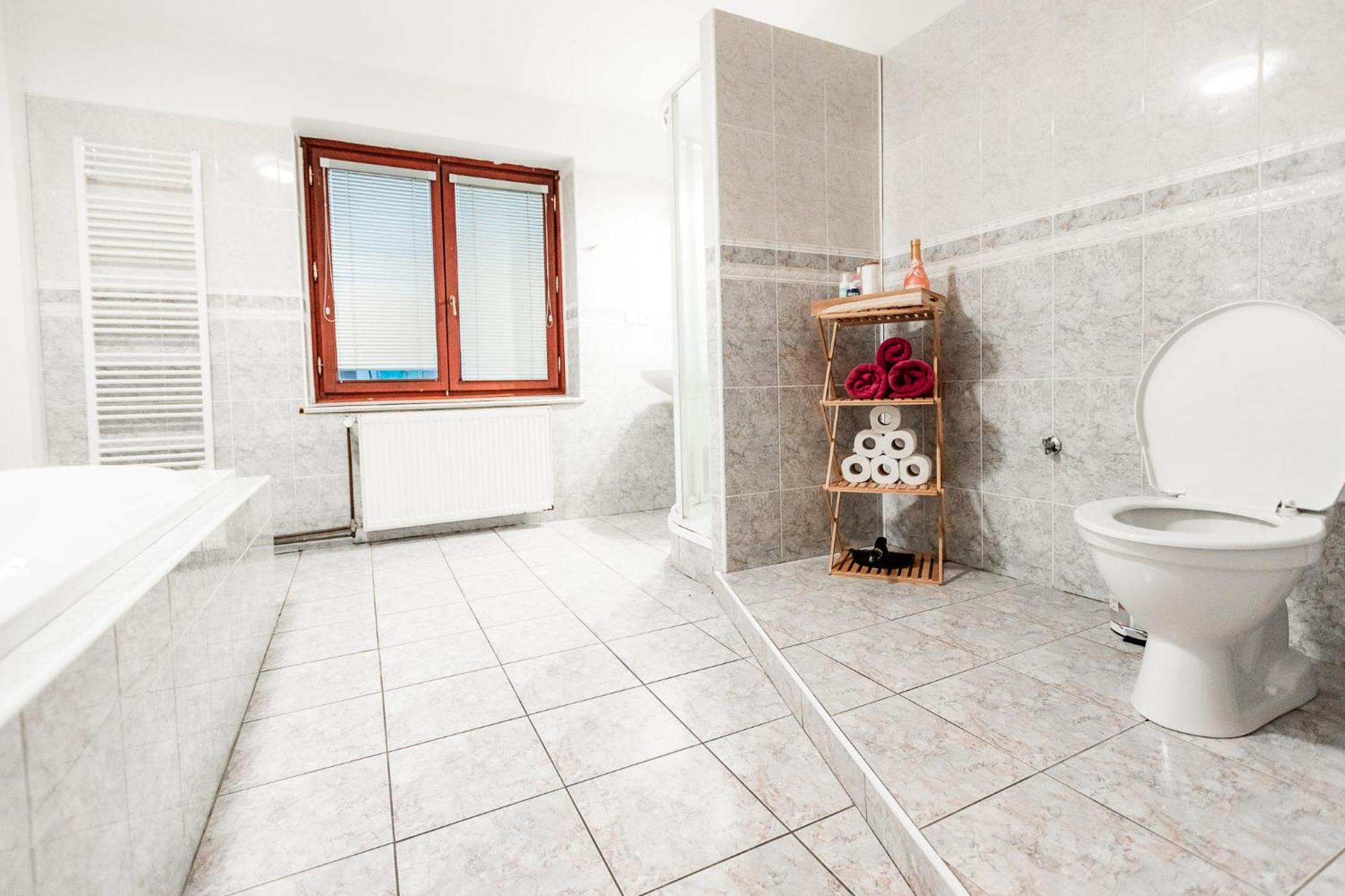 Hotel Rozkos Česká Skalice Extérieur photo