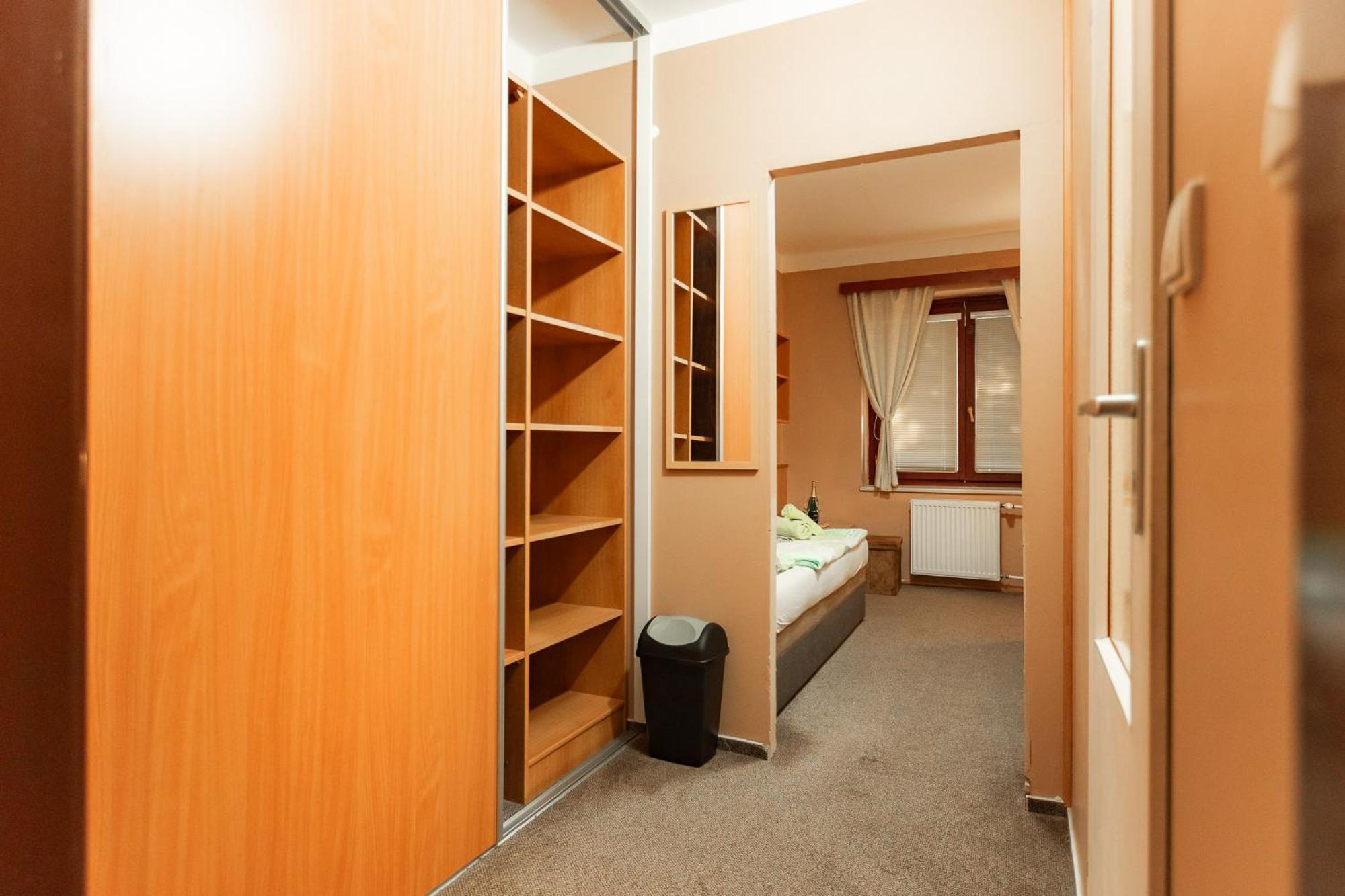 Hotel Rozkos Česká Skalice Chambre photo