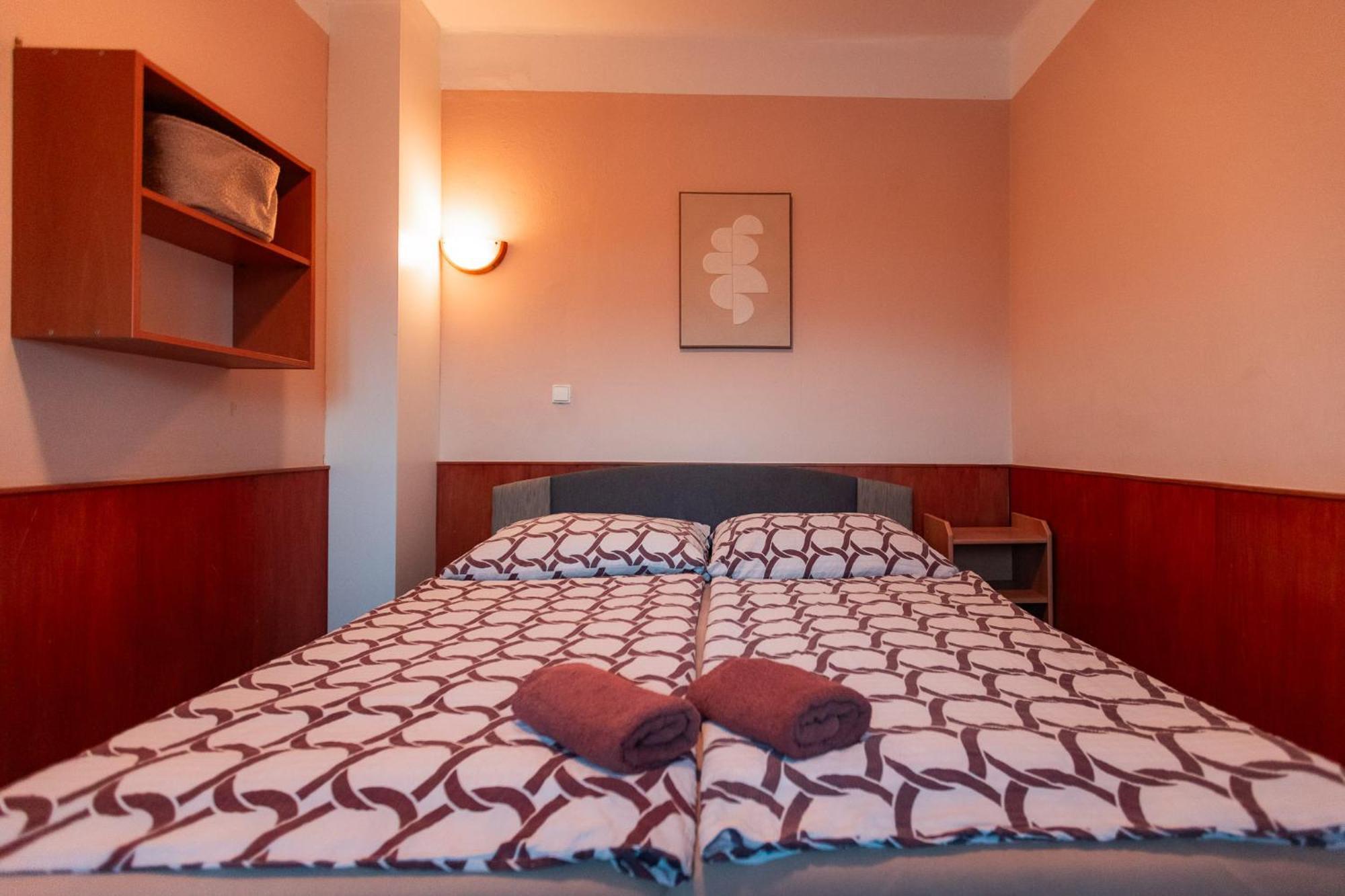 Hotel Rozkos Česká Skalice Chambre photo